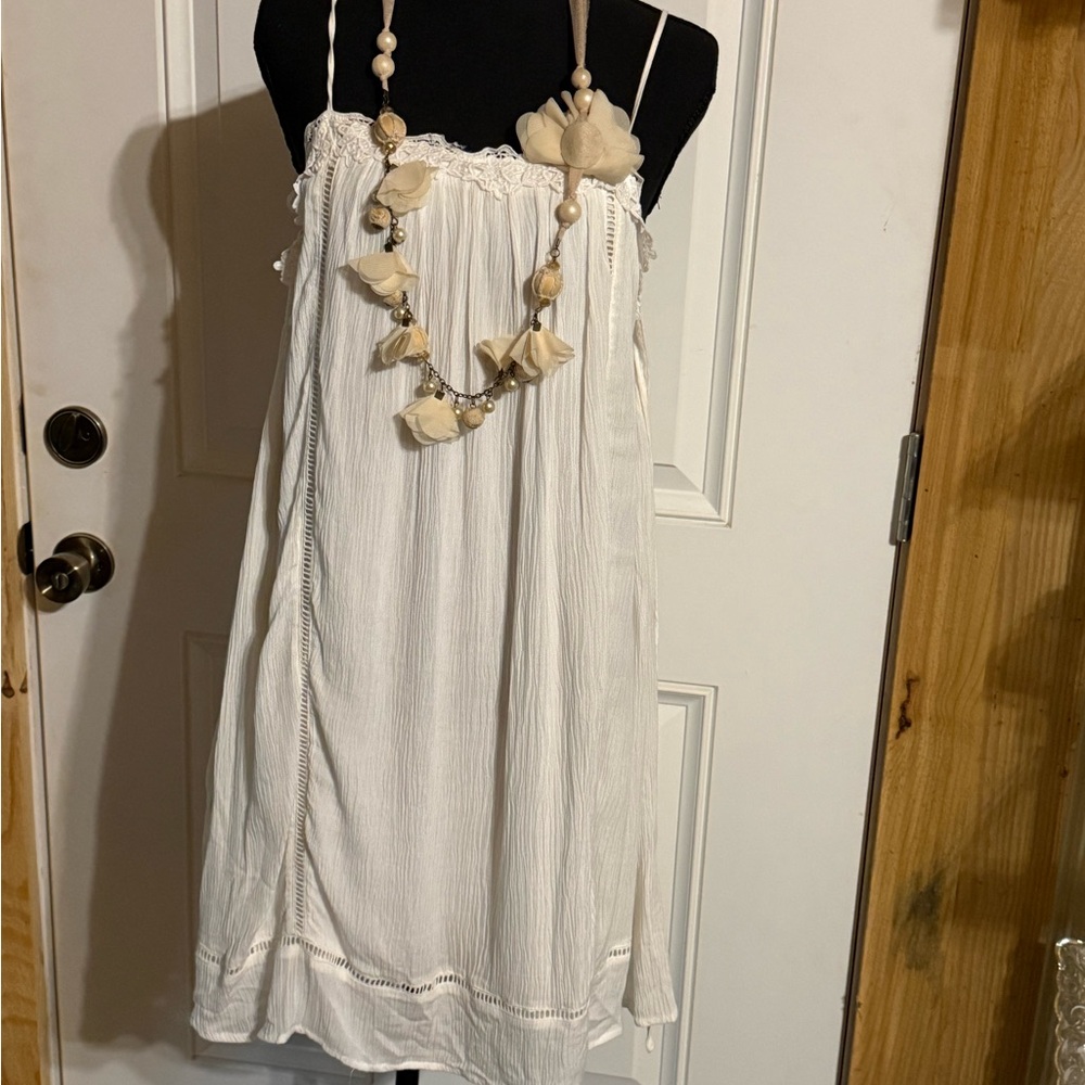 White Sleeveless Dress with Beige Necklace